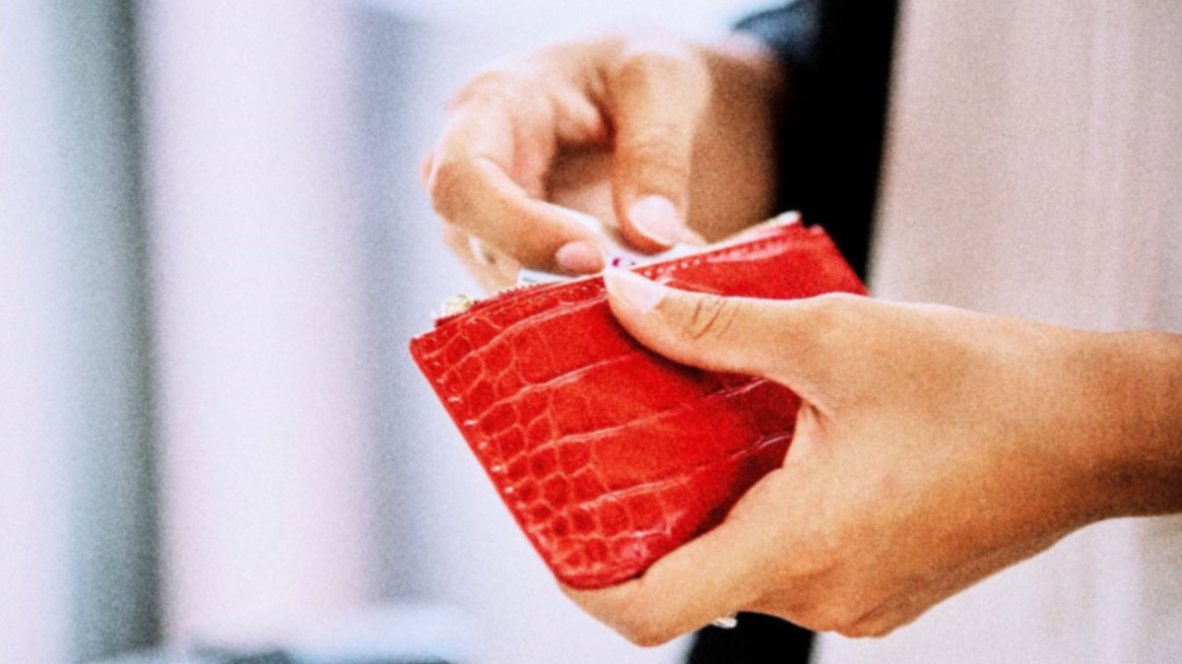 Cashback and reward apps are the new coupons: consumers get to choose the most relevant deal and at the same time merchants get to find and retain targeted clients.